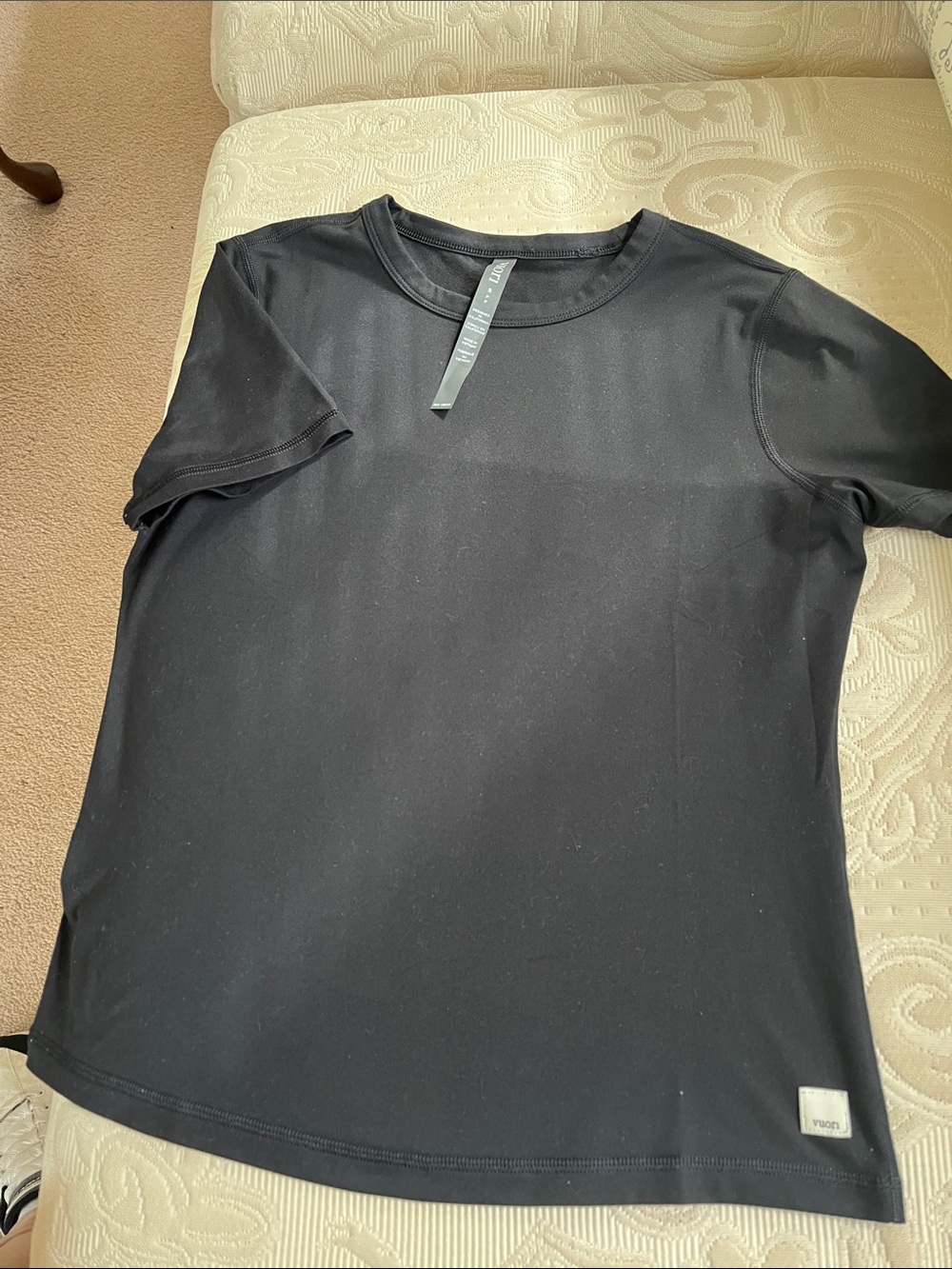 Vuori tee shirt size small black